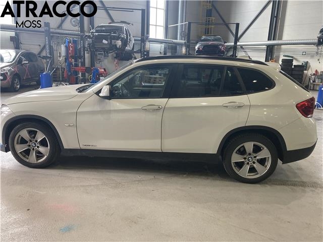 BMW X1 2009-2015 (E84) (E84), Motorkode: N47-D20C, Girkassekode: Manuell