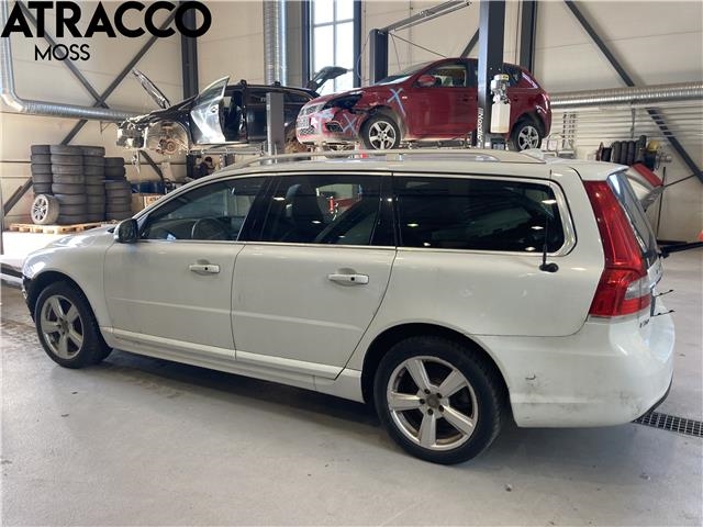 Volvo V70 2014-2016 (Type III, Fase 2) , Motorkode: D5204T3, Girkassekode: Automat