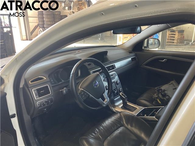 Volvo V70 2014-2016 (Type III, Fase 2) , Motorkode: D5204T3, Girkassekode: Automat