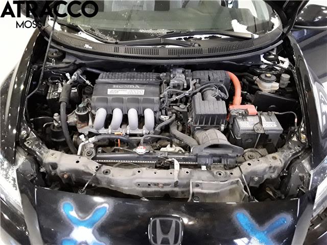 Honda CR-Z 2010-2013 , Motorkode: L15A, Girkassekode: Manuell