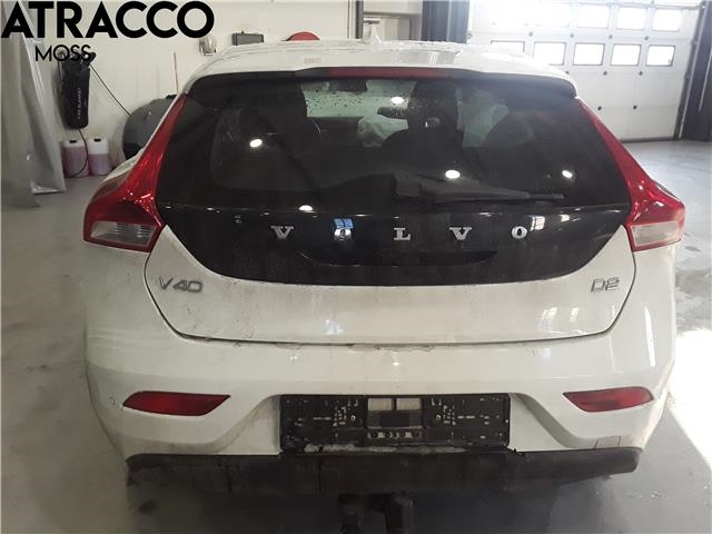 Volvo V40 2012-2019 , Motorkode: D4162T, Girkassekode: Manuell
