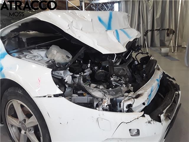 Volvo V40 2012-2019 , Motorkode: D4162T, Girkassekode: Manuell