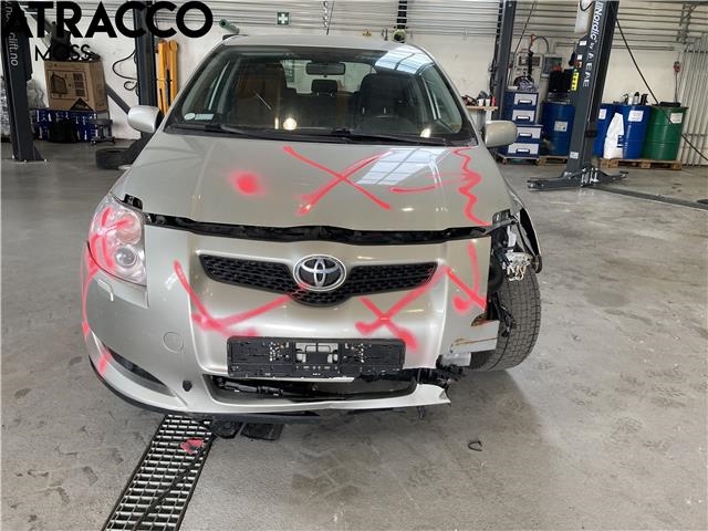 Toyota Auris 2010-2012 (Type I, Fase 2) , Motorkode: 1ND-TV, Girkassekode: Manuell