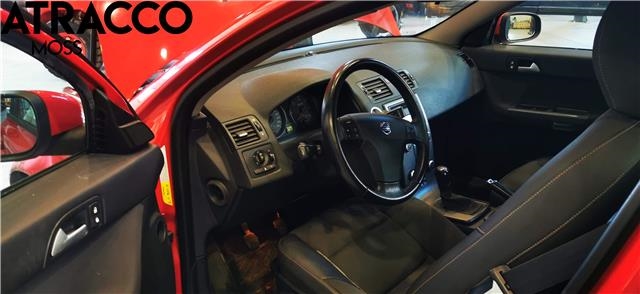 Volvo S40 2008-2012 (Type II, Fase 2) , Motorkode: D4164T, Girkassekode: Manuell