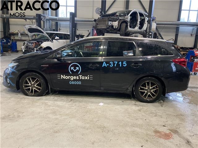 Toyota Auris 2013-2015 (Type II, Fase 1) , Motorkode: 2ZR-FXE, Girkassekode: Automat