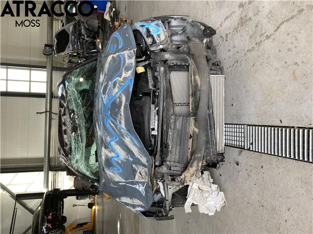 Volvo XC40 2018-2024 , Motorkode: D4204T12, Girkassekode: Automat