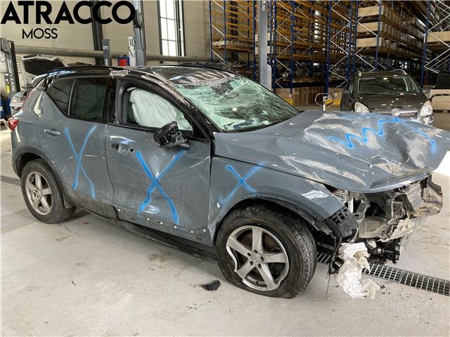 Volvo XC40 2018-2024 , Motorkode: D4204T12, Girkassekode: Automat