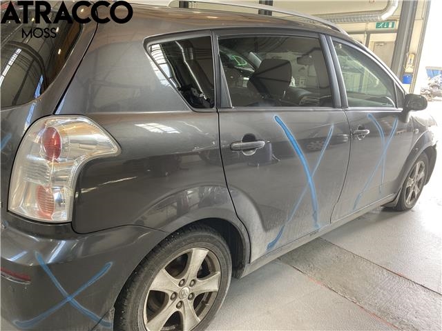 Toyota Verso 2004-2009 (Type II) , Motorkode: 2AD-FTV, Girkassekode: Manuell