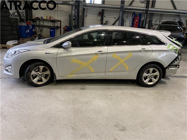Hyundai i40 2012-2017 , Motorkode: D4FD, Girkassekode: Manuell