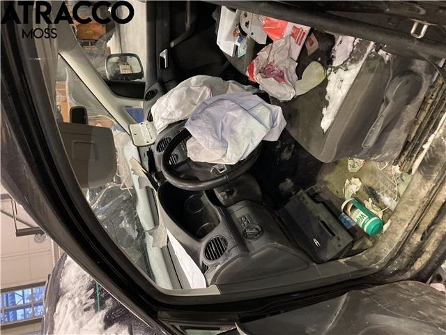 VW Caddy 2010-2015 (Type III, Fase 2) , Motorkode: CAYD, Girkassekode: Manuell