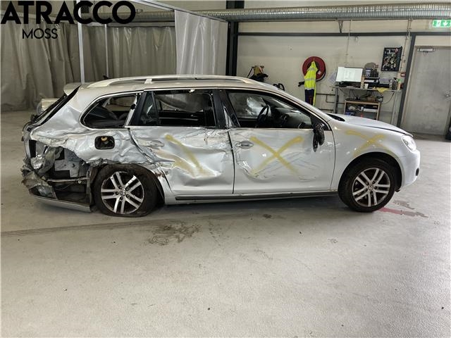 VW Golf VI 2008-2012 , Motorkode: CAYC, Girkassekode: Manuell