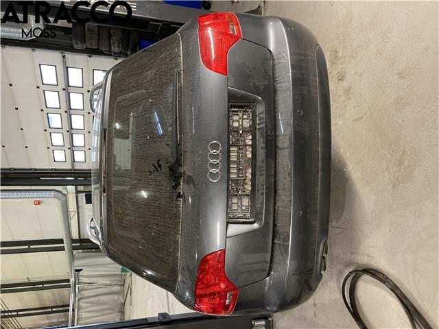 Audi A4 2004-2008 (Type III) (B7) (B7), Motorkode: BRB, Girkassekode: Manuell