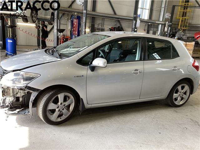 Toyota Auris 2010-2012 (Type I, Fase 2) , Motorkode: 2ZR-FXE, Girkassekode: Automat