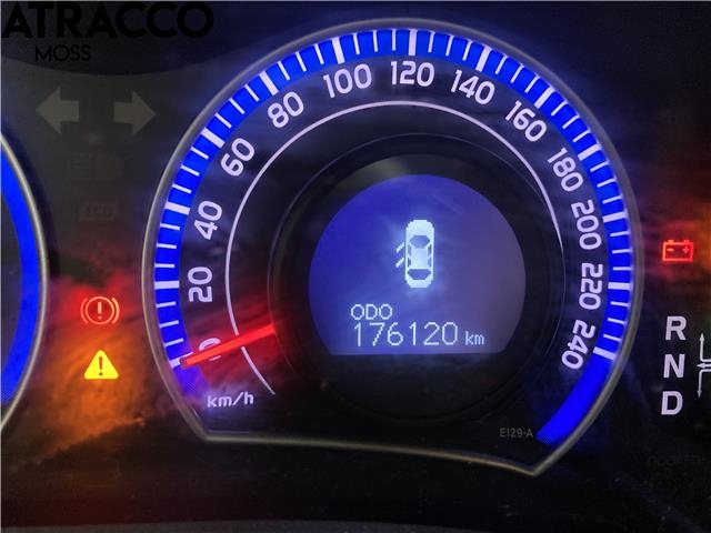 Toyota Auris 2010-2012 (Type I, Fase 2) , Motorkode: 2ZR-FXE, Girkassekode: Automat