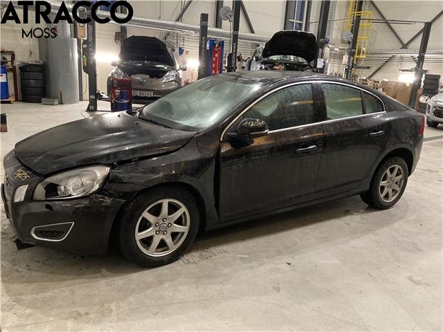 Volvo S60 2010-2014 (Type II, Fase 1) , Motorkode: D5204T2, Girkassekode: Automat