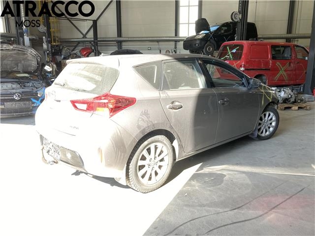 Toyota Auris 2013-2015 (Type II, Fase 1) , Motorkode: 1ND-TV, Girkassekode: Manuell