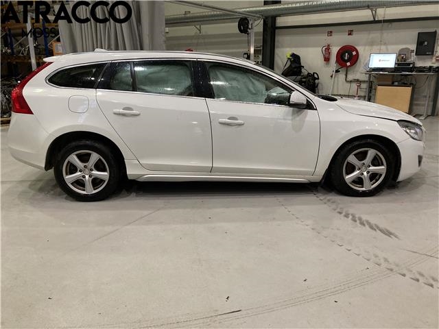 Volvo V60 2010-2013 (Type I, Fase 1) , Motorkode: D4162T, Girkassekode: Manuell