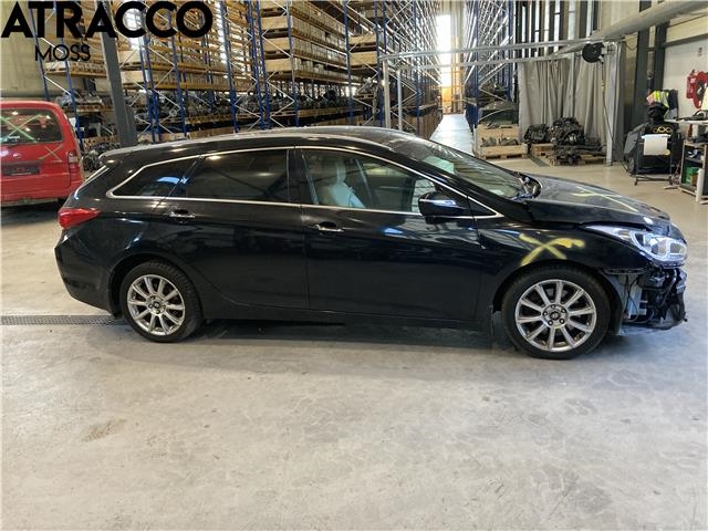Hyundai i40 2012-2017 , Motorkode: , Girkassekode: Manuell