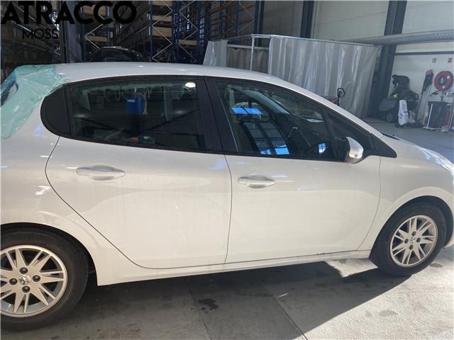 Peugeot 208 2012-2019 (Type I) , Motorkode: 8HR, Girkassekode: Manuell