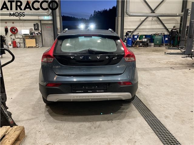 Volvo V40 2012-2019 , Motorkode: D4162T, Girkassekode: Manuell