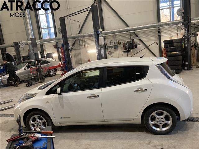 Nissan Leaf 2011-2017 (Type I) , Motorkode: EM57, Girkassekode: Automat