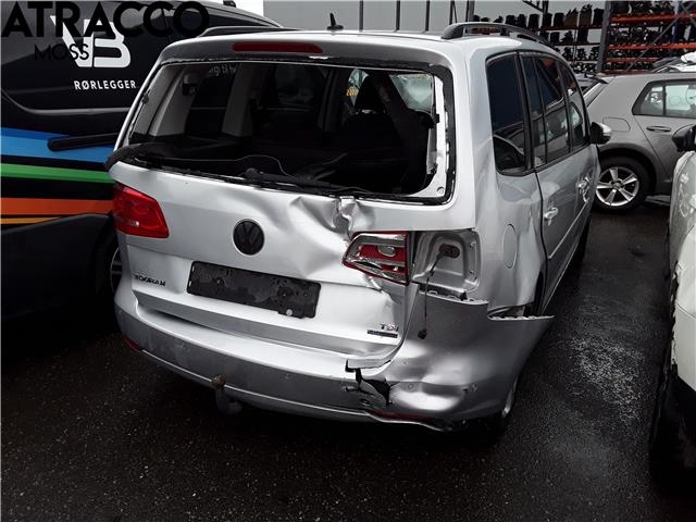 VW Touran 2010-2015 (Type I, Fase 3) , Motorkode: CAYC, Girkassekode: Manuell