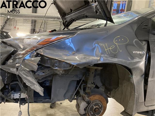 Toyota Prius 2016-2023 (Type IV) (combi) (combi), Motorkode: 2ZR-FXE, Girkassekode: Automat