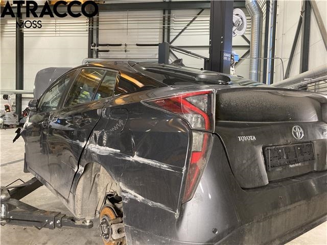 Toyota Prius 2016-2023 (Type IV) (combi) (combi), Motorkode: 2ZR-FXE, Girkassekode: Automat
