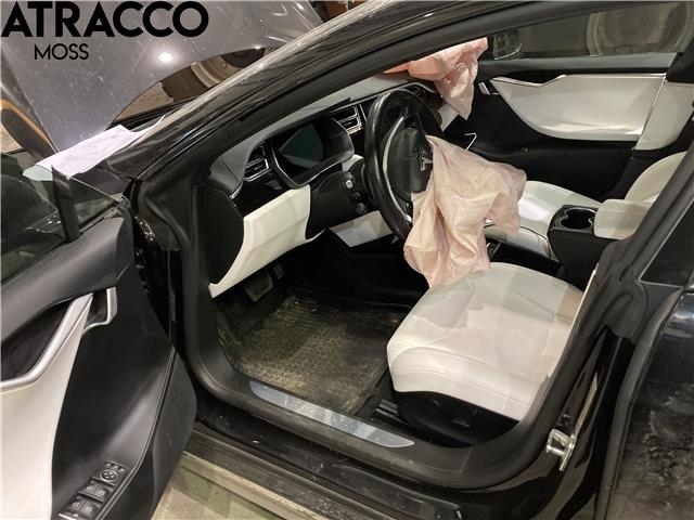 Tesla Model S 2013-2016 (Fase 1) , Motorkode: L1S, Girkassekode: Automat