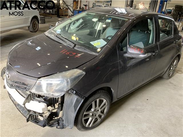 Toyota Yaris 2012-2014 (Type III, Fase 1) , Motorkode: 1NR-FE, Girkassekode: Manuell