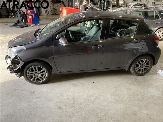 Toyota Yaris 2012-2014 (Type III, Fase 1) , Motorkode: 1NR-FE, Girkassekode: Manuell