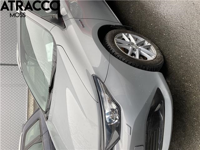 Toyota Auris 2015-2019 (Type II, Fase 2) , Motorkode: 2ZR-FXE, Girkassekode: Automat