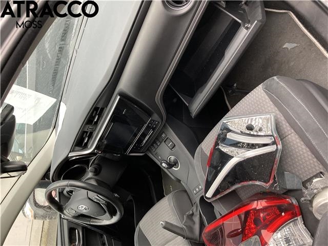 Toyota Auris 2015-2019 (Type II, Fase 2) , Motorkode: 2ZR-FXE, Girkassekode: Automat