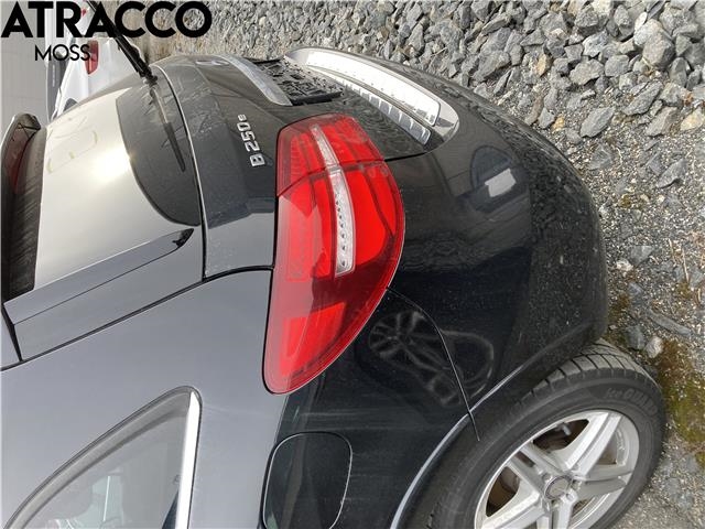 Mercedes B-Klasse 2011-2018 (W246) (W246), Motorkode: EM0004, Girkassekode: Automat