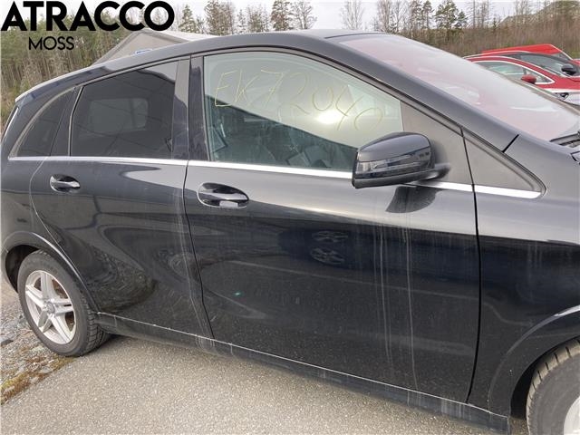 Mercedes B-Klasse 2011-2018 (W246) (W246), Motorkode: EM0004, Girkassekode: Automat