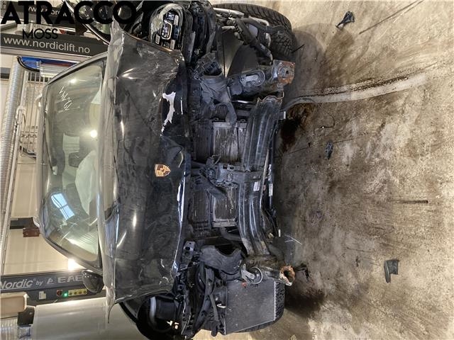 Porsche Cayenne 2010-2017 (92A) (92A), Motorkode: MCG.EA, Girkassekode: Automat