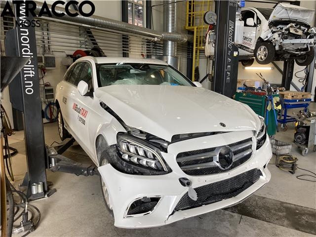 Mercedes C-Klasse 2014-2018 (Fase 1) (W205) (W205), Motorkode: OM654.920, Girkassekode: Automat