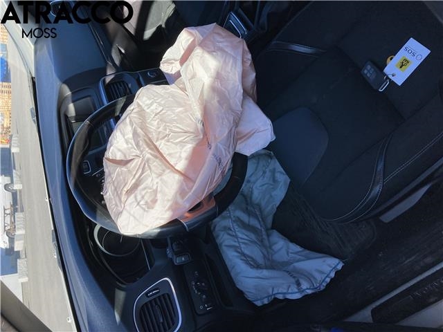 Volvo V40 2012-2019 , Motorkode: D4162T, Girkassekode: Manuell