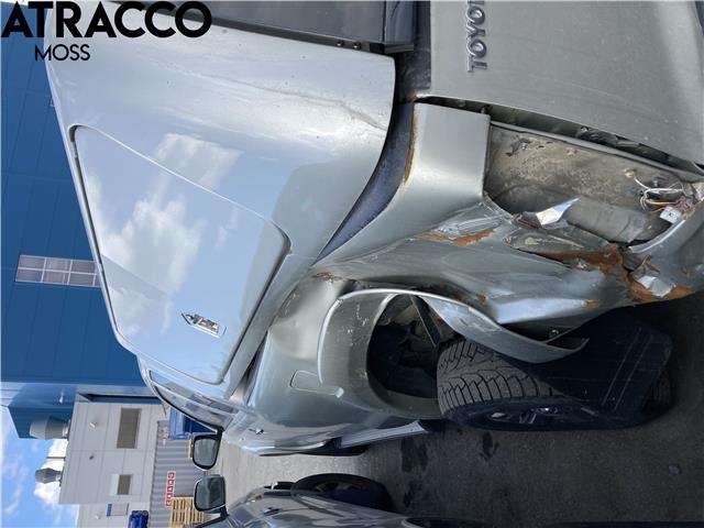 Toyota Hilux 2012-2016 , Motorkode: 2KD-FTV, Girkassekode: Manuell