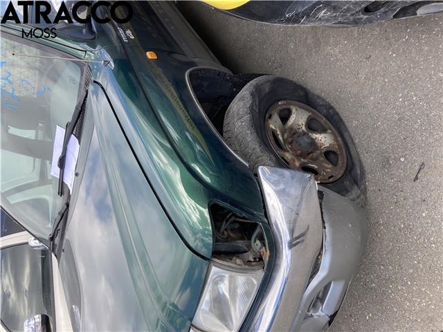 Toyota Hilux 2002-2005 , Motorkode: 2KD-FTV, Girkassekode: Manuell
