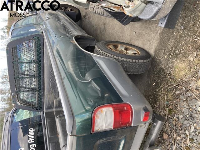Toyota Hilux 2002-2005 , Motorkode: 2KD-FTV, Girkassekode: Manuell
