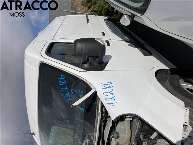 Renault Master 2014-->> (Type III, Fase 2) , Motorkode: M9T-706, Girkassekode: Manuell