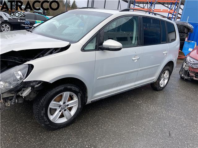VW Touran 2010-2015 (Type I, Fase 3) , Motorkode: CAYC, Girkassekode: Manuell