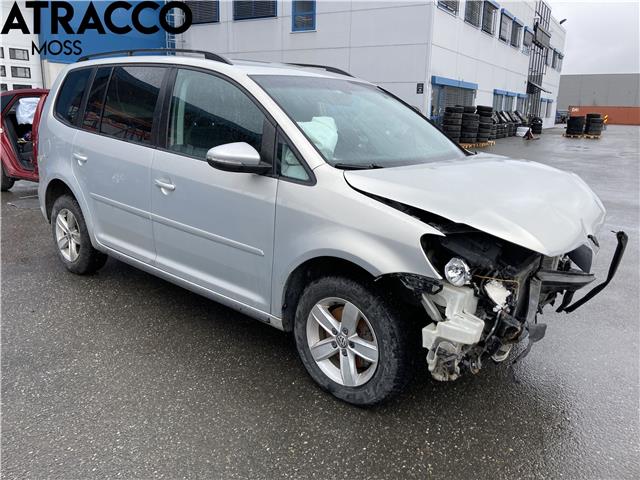 VW Touran 2010-2015 (Type I, Fase 3) , Motorkode: CAYC, Girkassekode: Manuell