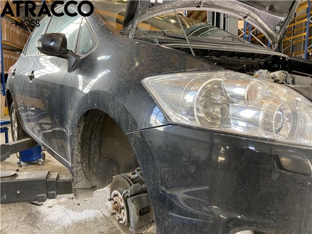 Toyota Auris 2010-2012 (Type I, Fase 2) , Motorkode: 1ND-TV, Girkassekode: Manuell