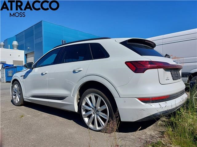 Audi e-tron 2018-->> , Motorkode: BM1J, Girkassekode: Automat