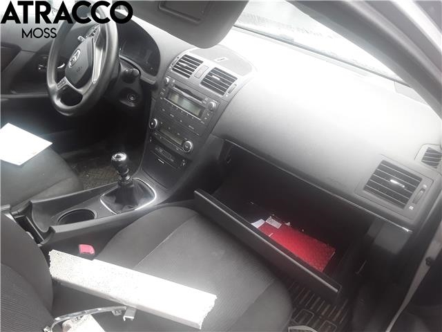 Toyota Avensis 2009-2015 (Type III, Fase 1) , Motorkode: 1ZR-FAE, Girkassekode: Manuell