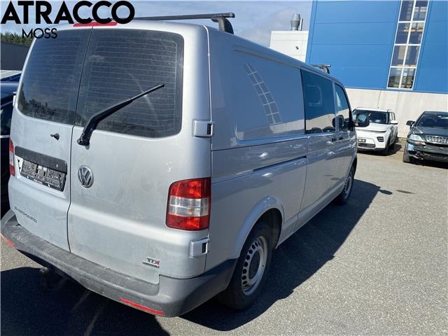 VW Transporter / Caravelle 2009-2015 (Fase 2) (T5) (T5), Motorkode: CAAC, Girkassekode: Manuell