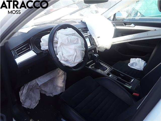 VW Passat 2015-2019 (Fase 1) (B8) (B8), Motorkode: CUKC, Girkassekode: Automat