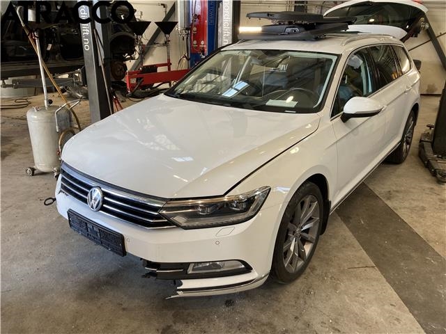 VW Passat 2015-2019 (Fase 1) (B8) (B8), Motorkode: CRLB, Girkassekode: Automat